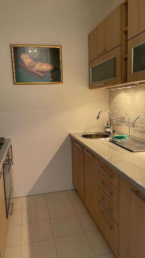 Luka 1718 Apartments Beograd Eksteriør billede